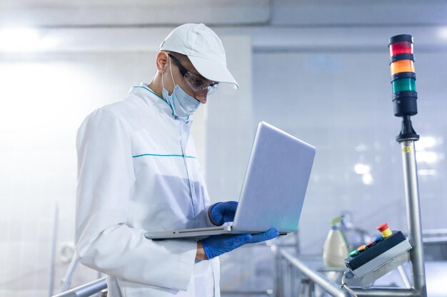 Jakie znaczenie ma kontrola jakości powietrza w branżach farmaceutycznych i biotechnologicznych?